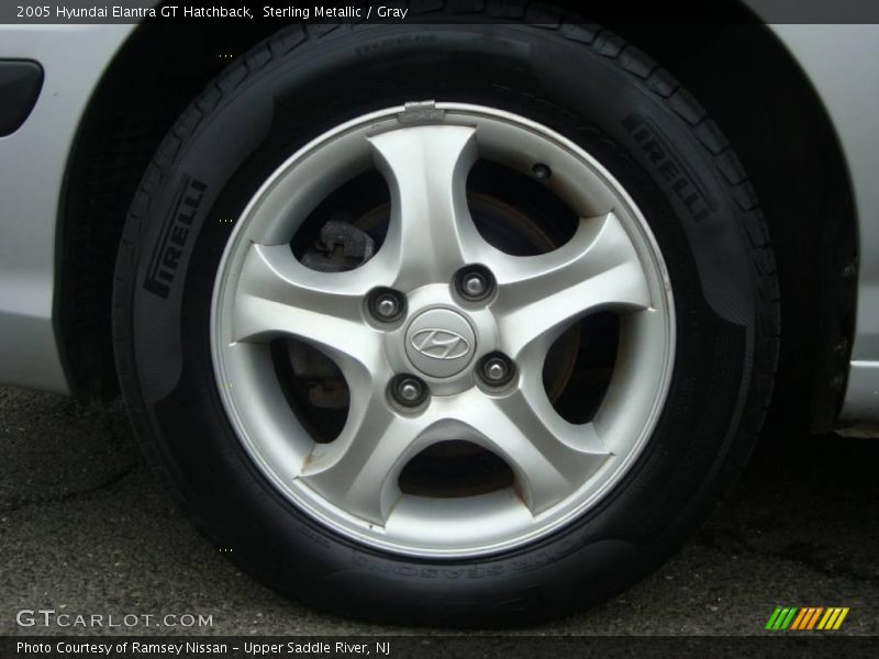 Sterling Metallic / Gray 2005 Hyundai Elantra GT Hatchback