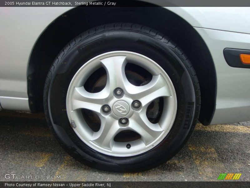 Sterling Metallic / Gray 2005 Hyundai Elantra GT Hatchback