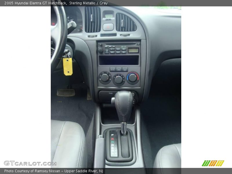 Sterling Metallic / Gray 2005 Hyundai Elantra GT Hatchback
