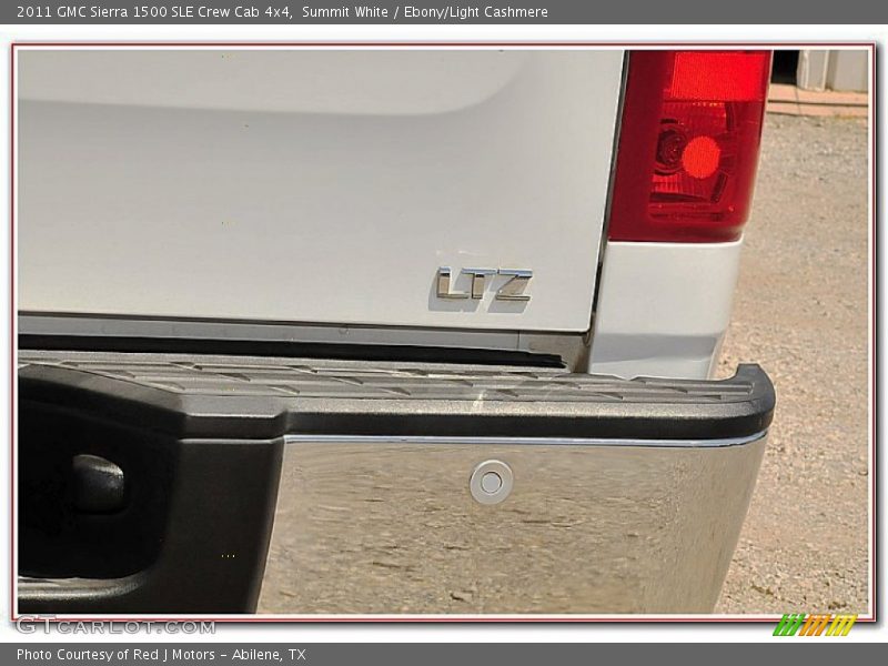 Summit White / Ebony/Light Cashmere 2011 GMC Sierra 1500 SLE Crew Cab 4x4
