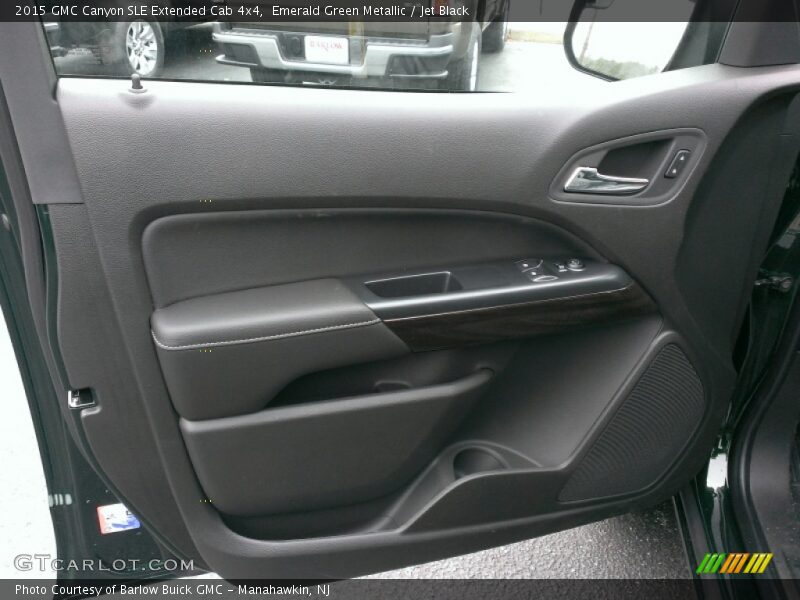 Emerald Green Metallic / Jet Black 2015 GMC Canyon SLE Extended Cab 4x4