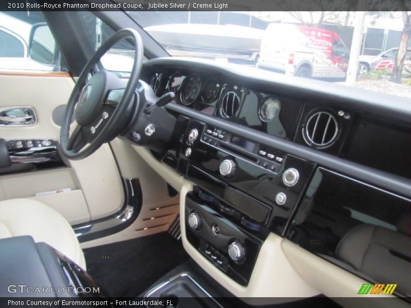 Jubilee Silver / Creme Light 2010 Rolls-Royce Phantom Drophead Coupe