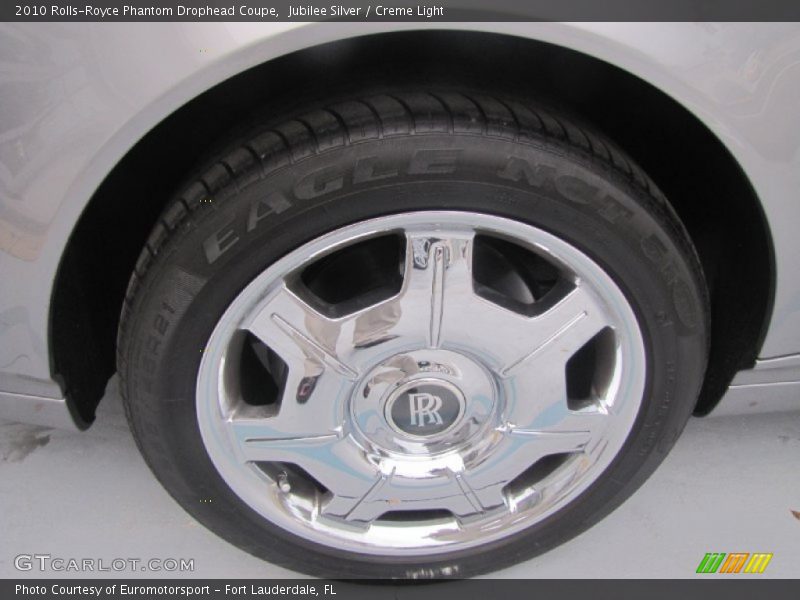 Jubilee Silver / Creme Light 2010 Rolls-Royce Phantom Drophead Coupe