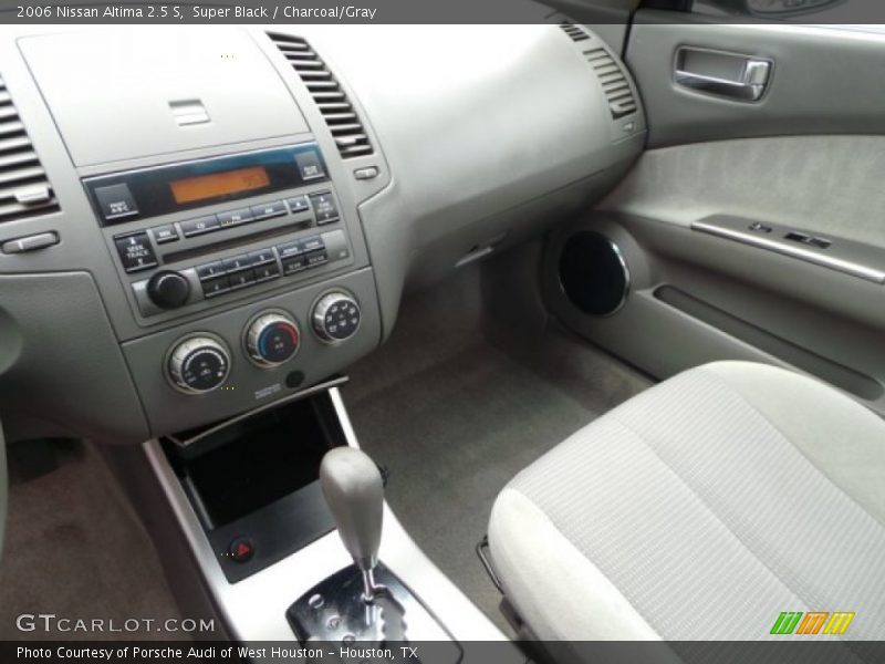 Super Black / Charcoal/Gray 2006 Nissan Altima 2.5 S