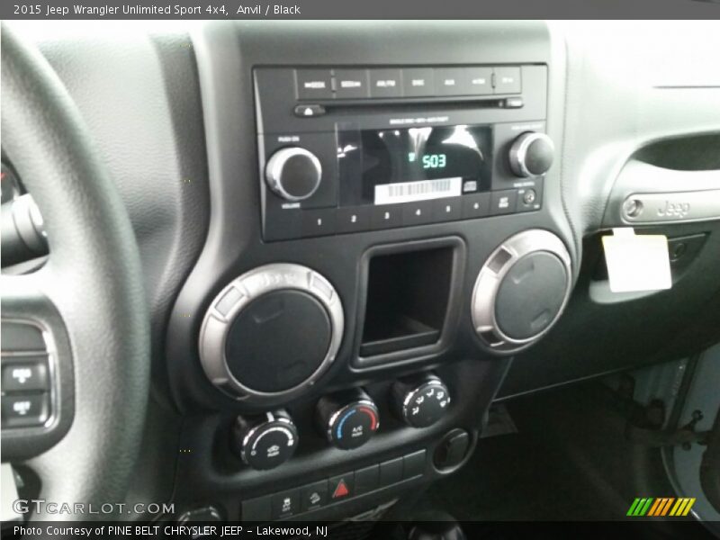 Anvil / Black 2015 Jeep Wrangler Unlimited Sport 4x4