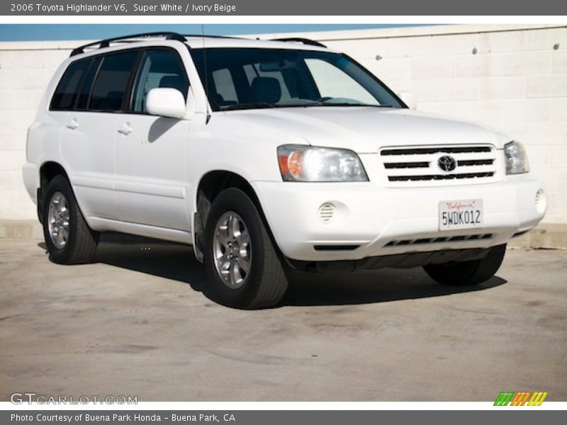 Super White / Ivory Beige 2006 Toyota Highlander V6