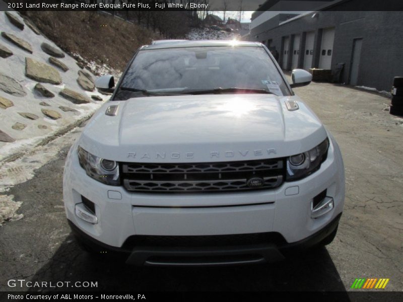 Fuji White / Ebony 2015 Land Rover Range Rover Evoque Pure Plus