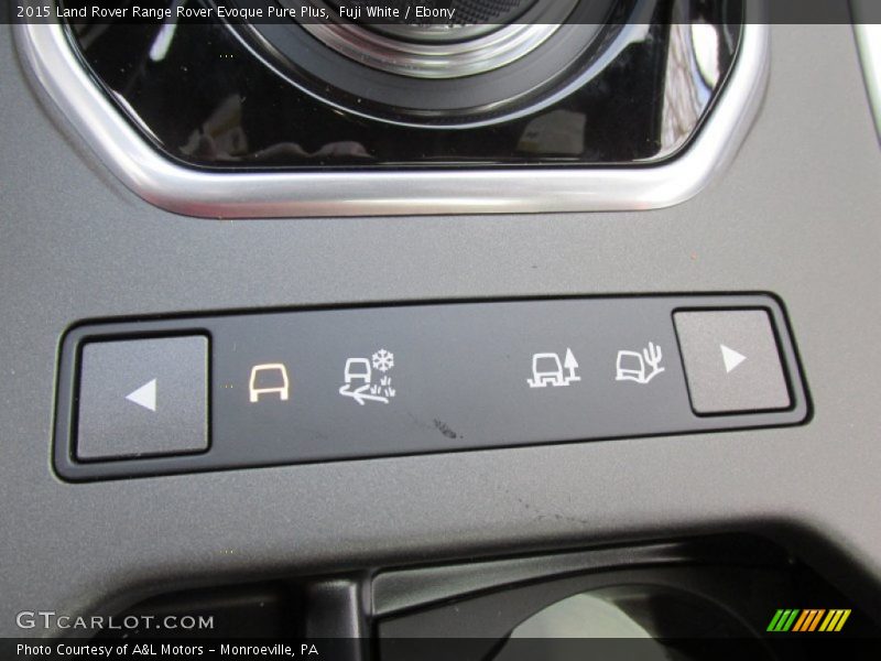Fuji White / Ebony 2015 Land Rover Range Rover Evoque Pure Plus