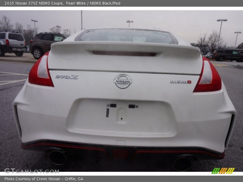 Pearl White / NISMO Black/Red 2015 Nissan 370Z NISMO Coupe