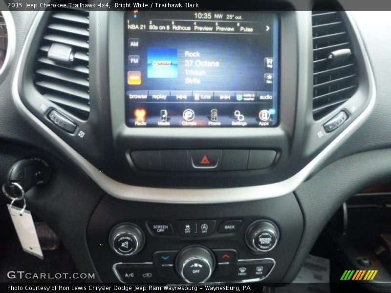 Bright White / Trailhawk Black 2015 Jeep Cherokee Trailhawk 4x4