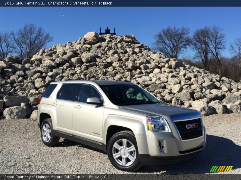 Champagne Silver Metallic / Jet Black 2015 GMC Terrain SLE