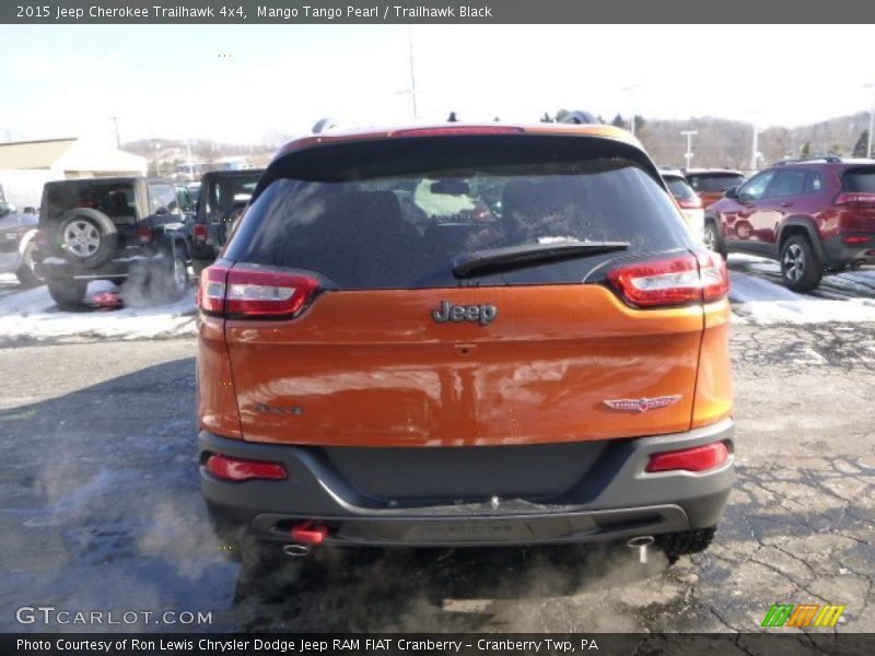 Mango Tango Pearl / Trailhawk Black 2015 Jeep Cherokee Trailhawk 4x4