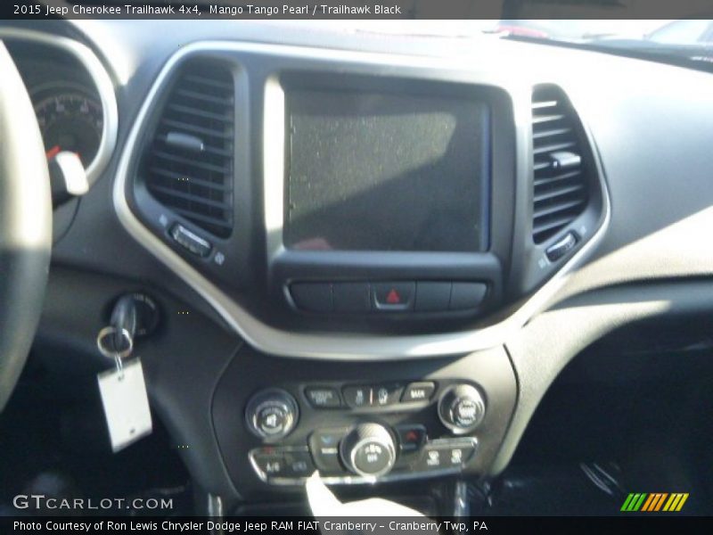 Mango Tango Pearl / Trailhawk Black 2015 Jeep Cherokee Trailhawk 4x4