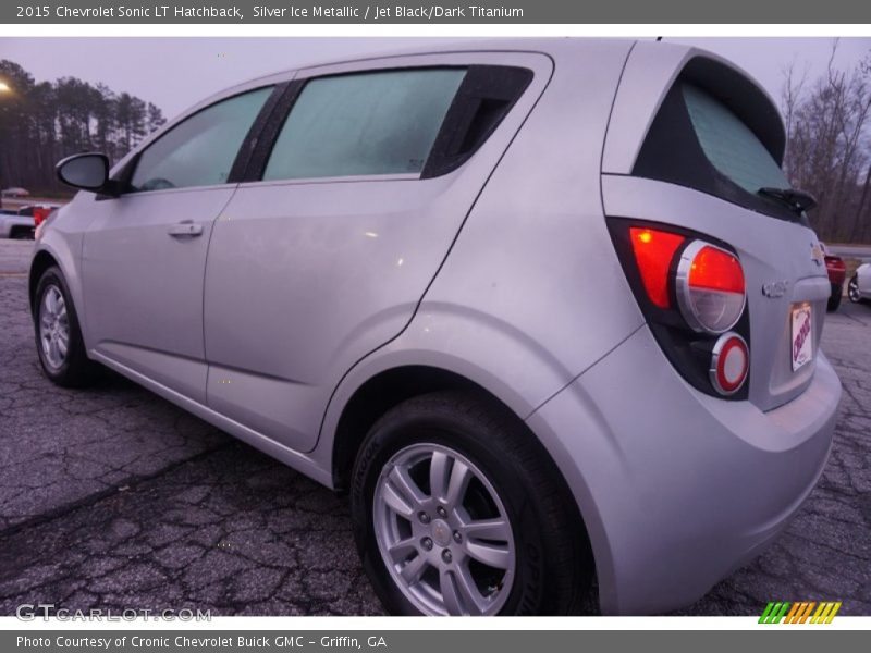 Silver Ice Metallic / Jet Black/Dark Titanium 2015 Chevrolet Sonic LT Hatchback