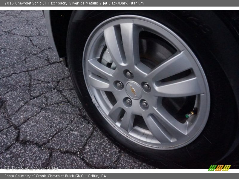Silver Ice Metallic / Jet Black/Dark Titanium 2015 Chevrolet Sonic LT Hatchback