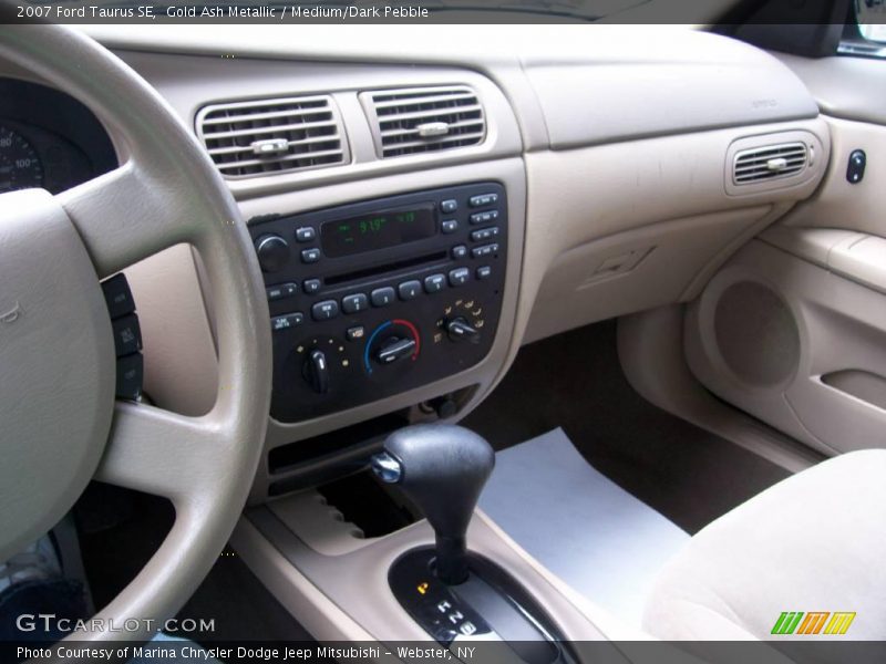 Gold Ash Metallic / Medium/Dark Pebble 2007 Ford Taurus SE