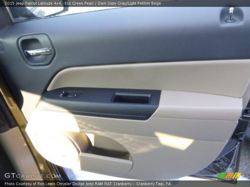 Eco Green Pearl / Dark Slate Gray/Light Pebble Beige 2015 Jeep Patriot Latitude 4x4