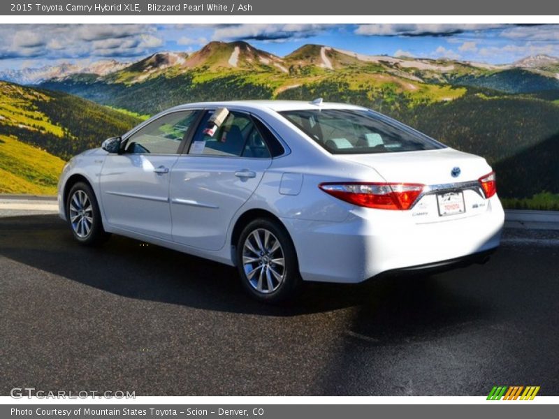 Blizzard Pearl White / Ash 2015 Toyota Camry Hybrid XLE
