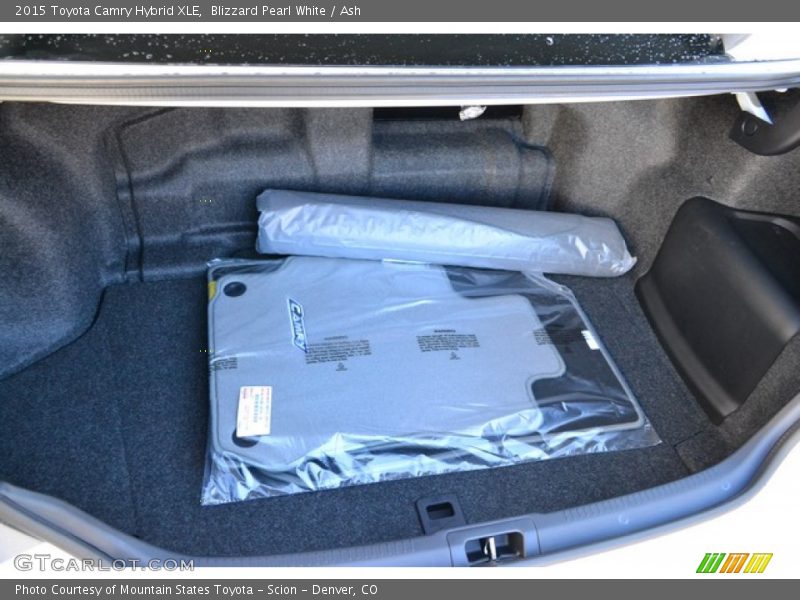 Blizzard Pearl White / Ash 2015 Toyota Camry Hybrid XLE