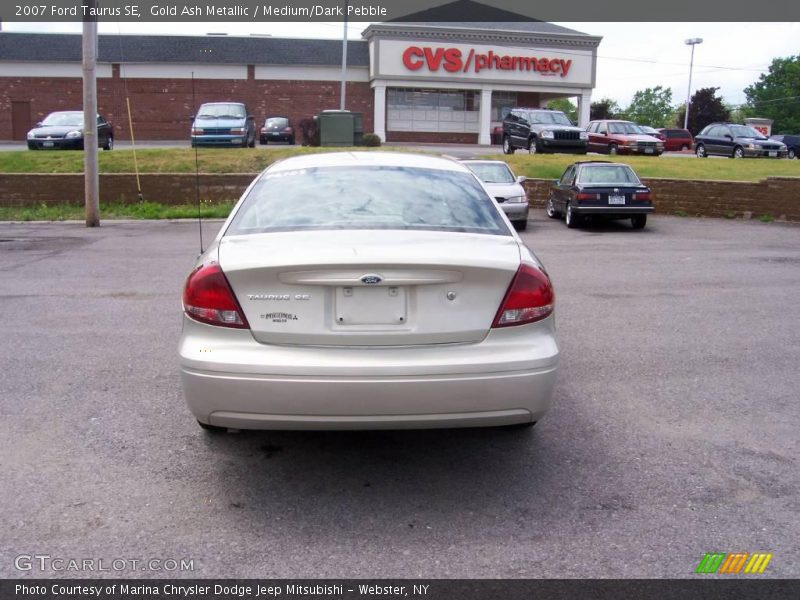 Gold Ash Metallic / Medium/Dark Pebble 2007 Ford Taurus SE