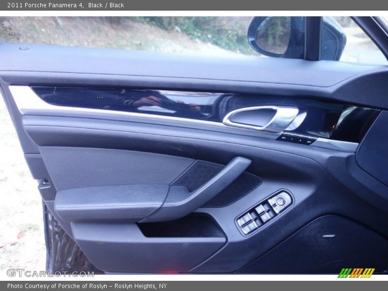 Black / Black 2011 Porsche Panamera 4