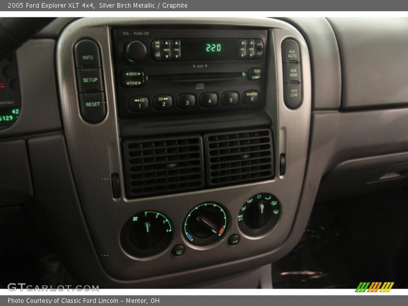 Silver Birch Metallic / Graphite 2005 Ford Explorer XLT 4x4