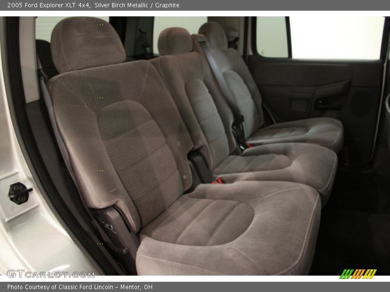 Silver Birch Metallic / Graphite 2005 Ford Explorer XLT 4x4