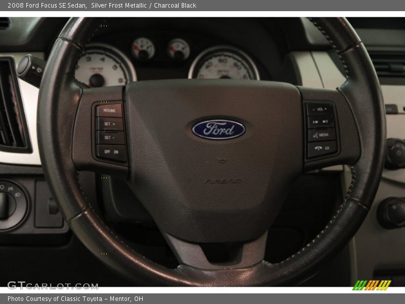 Silver Frost Metallic / Charcoal Black 2008 Ford Focus SE Sedan