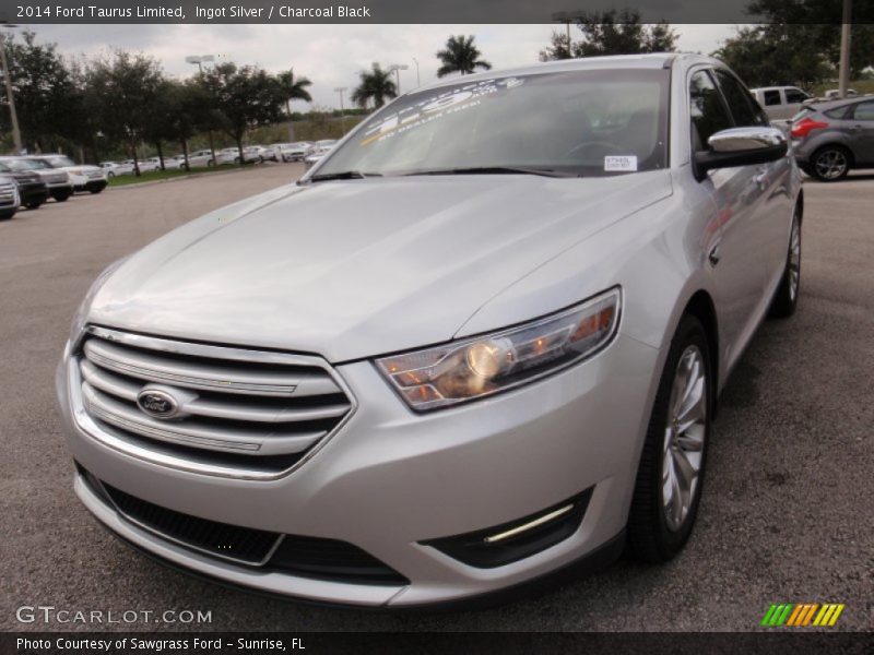 Ingot Silver / Charcoal Black 2014 Ford Taurus Limited