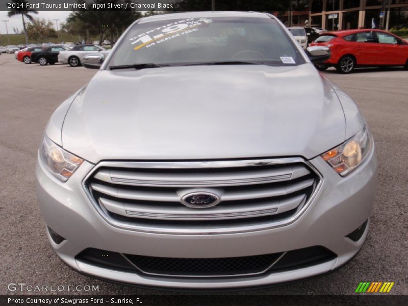 Ingot Silver / Charcoal Black 2014 Ford Taurus Limited