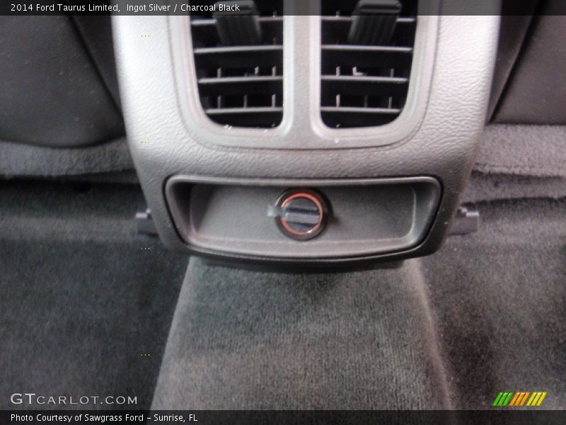 Ingot Silver / Charcoal Black 2014 Ford Taurus Limited