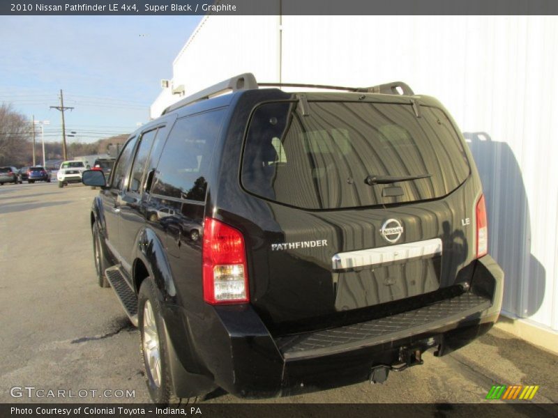 Super Black / Graphite 2010 Nissan Pathfinder LE 4x4
