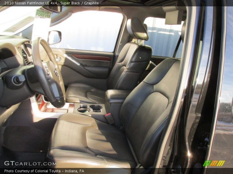Super Black / Graphite 2010 Nissan Pathfinder LE 4x4