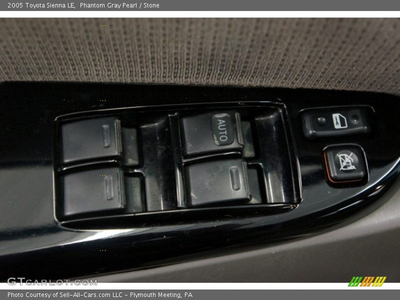 Phantom Gray Pearl / Stone 2005 Toyota Sienna LE