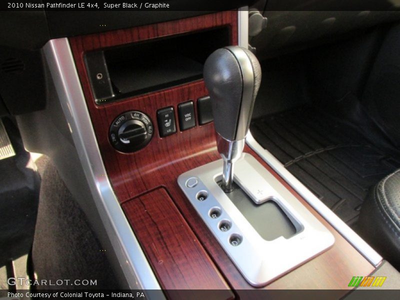 Super Black / Graphite 2010 Nissan Pathfinder LE 4x4