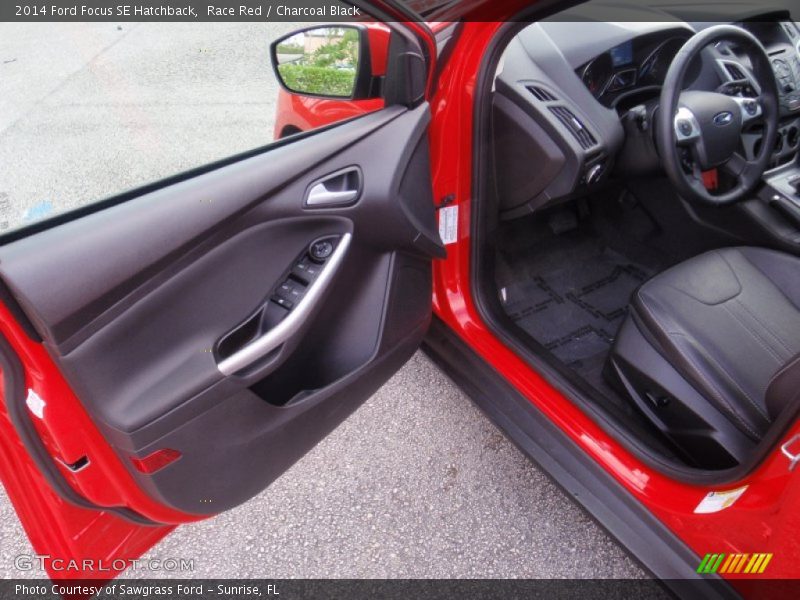 Race Red / Charcoal Black 2014 Ford Focus SE Hatchback