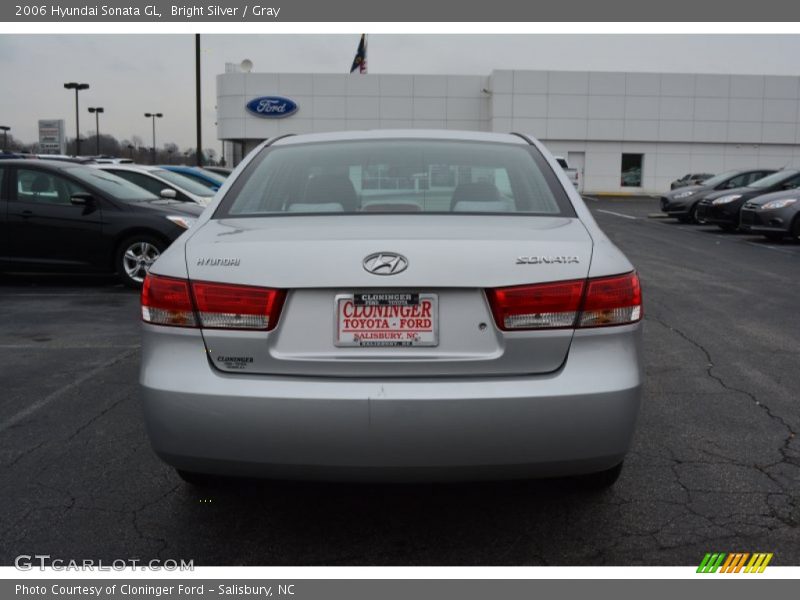 Bright Silver / Gray 2006 Hyundai Sonata GL