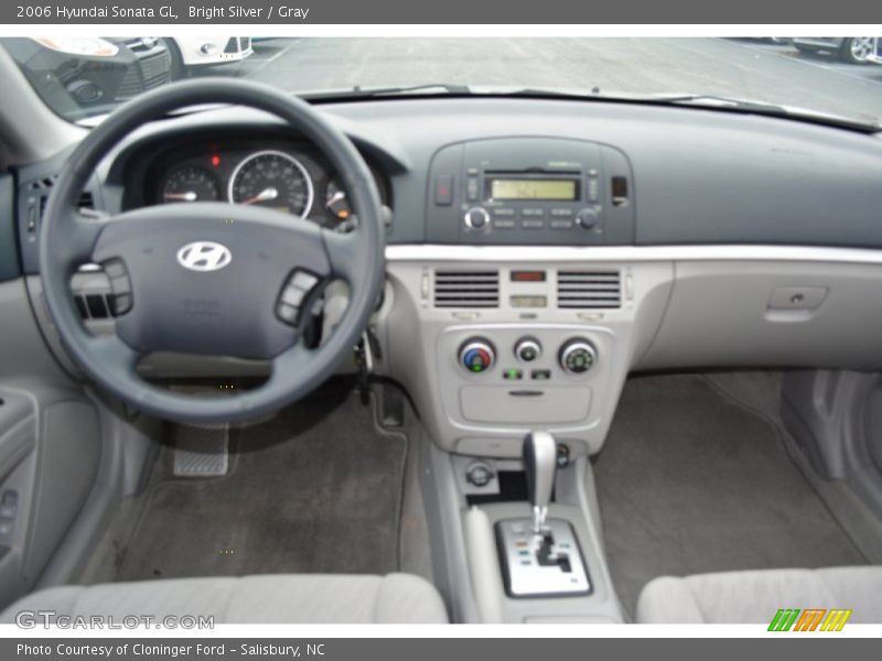 Bright Silver / Gray 2006 Hyundai Sonata GL