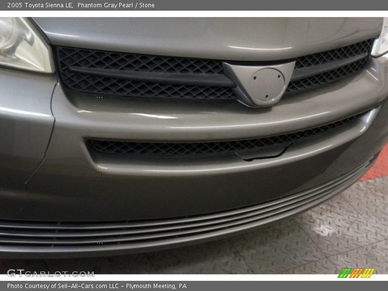 Phantom Gray Pearl / Stone 2005 Toyota Sienna LE