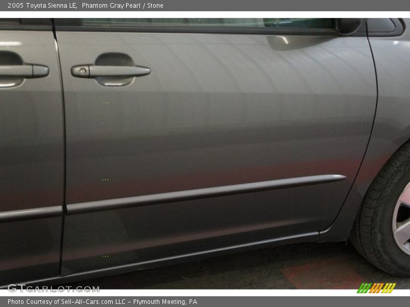 Phantom Gray Pearl / Stone 2005 Toyota Sienna LE