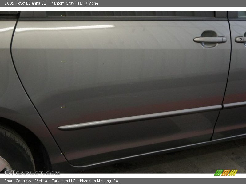 Phantom Gray Pearl / Stone 2005 Toyota Sienna LE