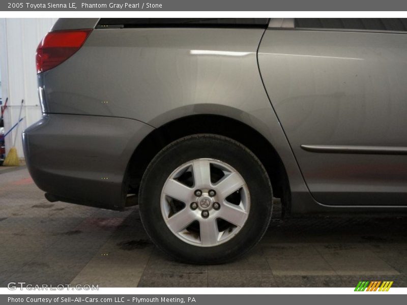 Phantom Gray Pearl / Stone 2005 Toyota Sienna LE