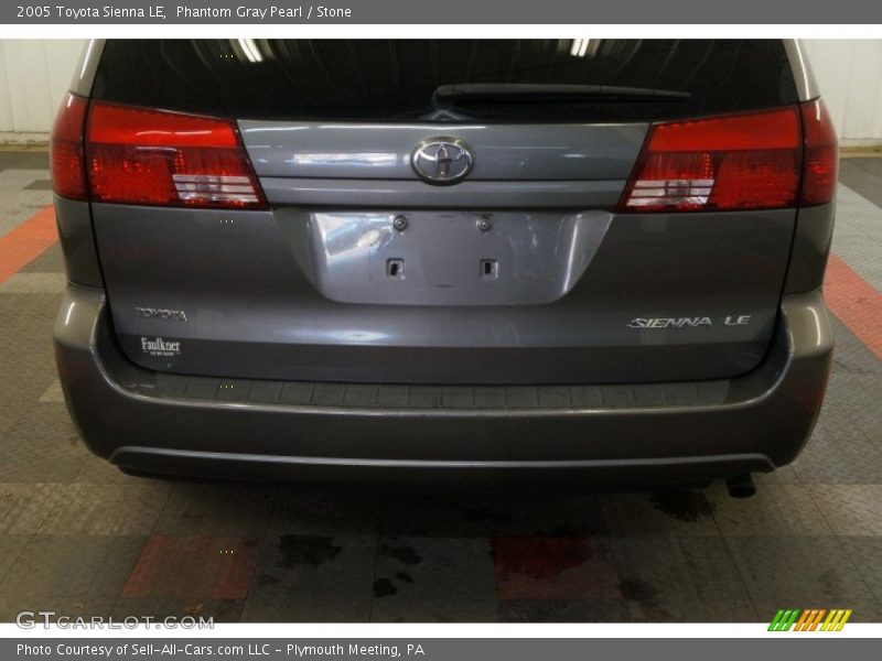 Phantom Gray Pearl / Stone 2005 Toyota Sienna LE