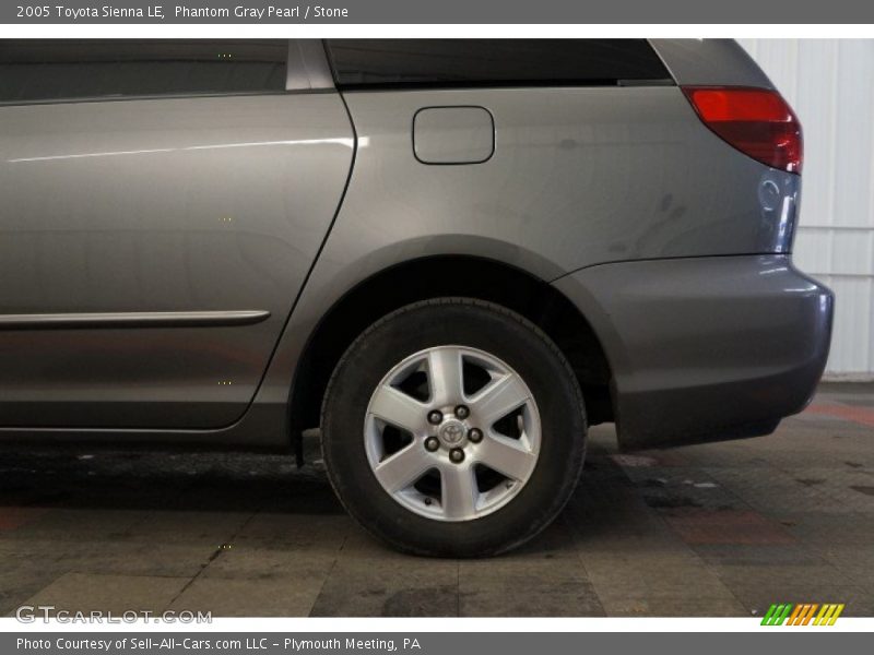 Phantom Gray Pearl / Stone 2005 Toyota Sienna LE