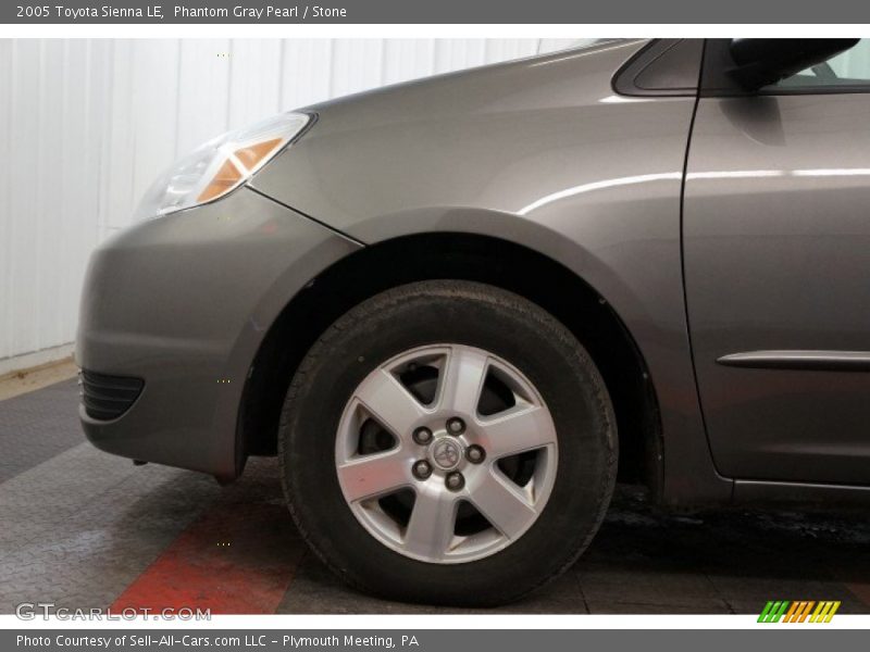 Phantom Gray Pearl / Stone 2005 Toyota Sienna LE