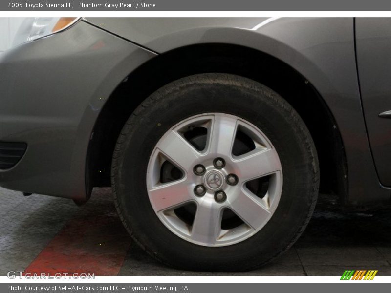 Phantom Gray Pearl / Stone 2005 Toyota Sienna LE