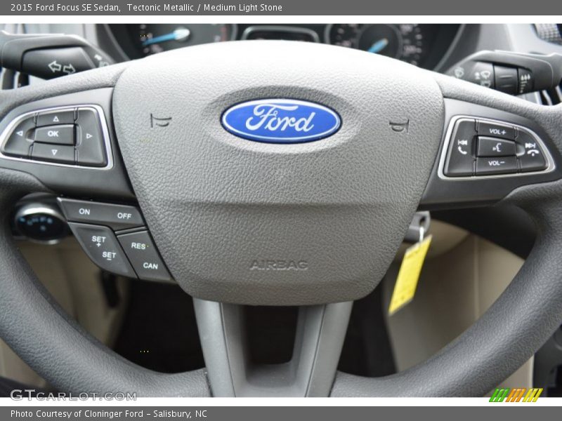  2015 Focus SE Sedan Steering Wheel