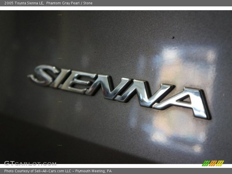 Phantom Gray Pearl / Stone 2005 Toyota Sienna LE