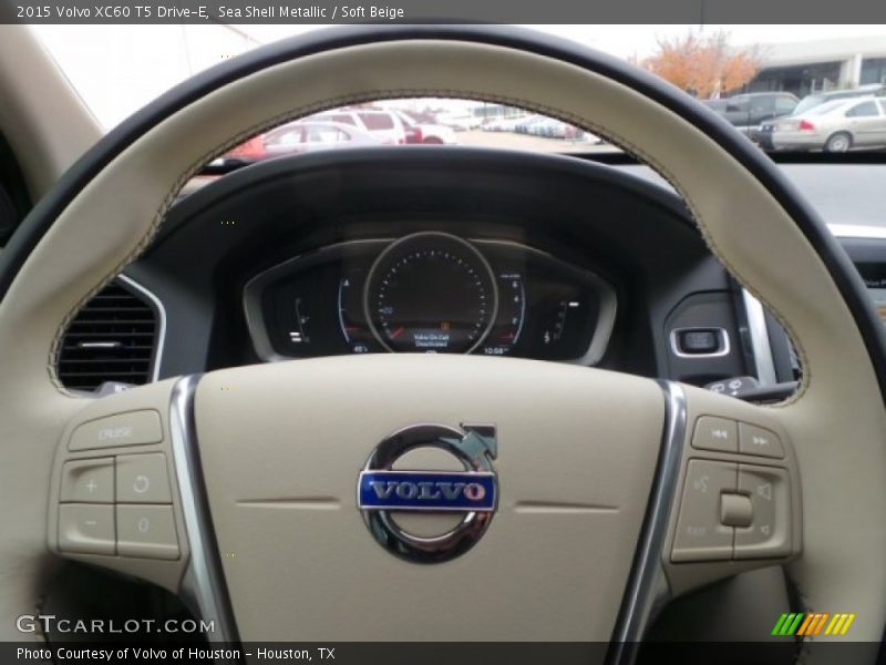 Sea Shell Metallic / Soft Beige 2015 Volvo XC60 T5 Drive-E