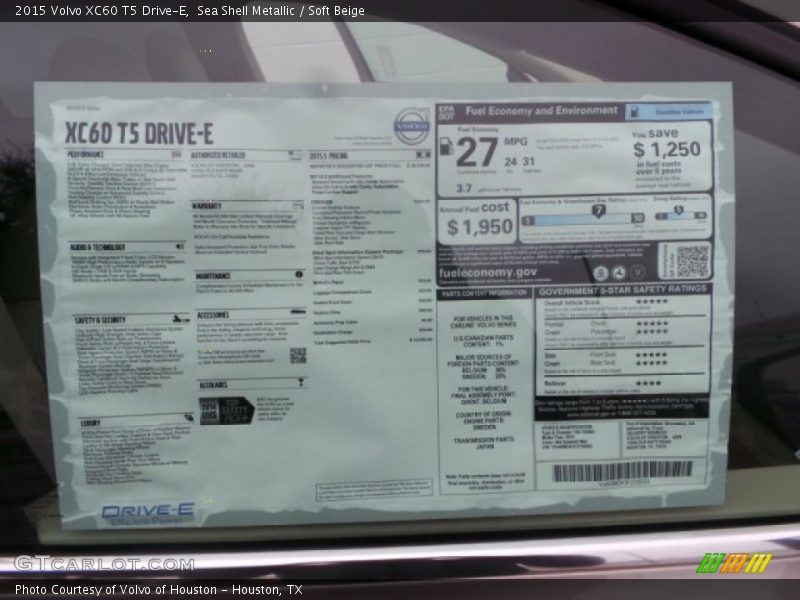 Sea Shell Metallic / Soft Beige 2015 Volvo XC60 T5 Drive-E
